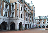 1日目：昼食（神戸フルーツパーク）