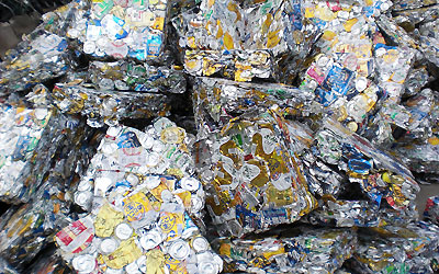 アルミ缶・プレス３