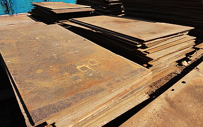 敷鉄板（再利用可能品)の写真１